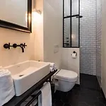 Adam Downtown Hotel 4*
