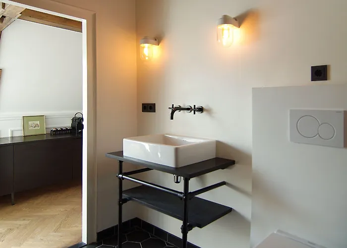 Adam Downtown Hotel 4*