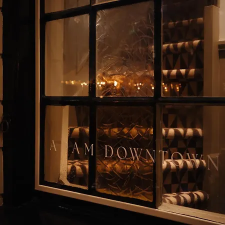 ホテル Adam Downtown